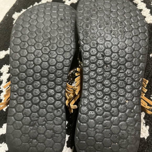 Rustic Rose size 7. - Picture 6 of 6